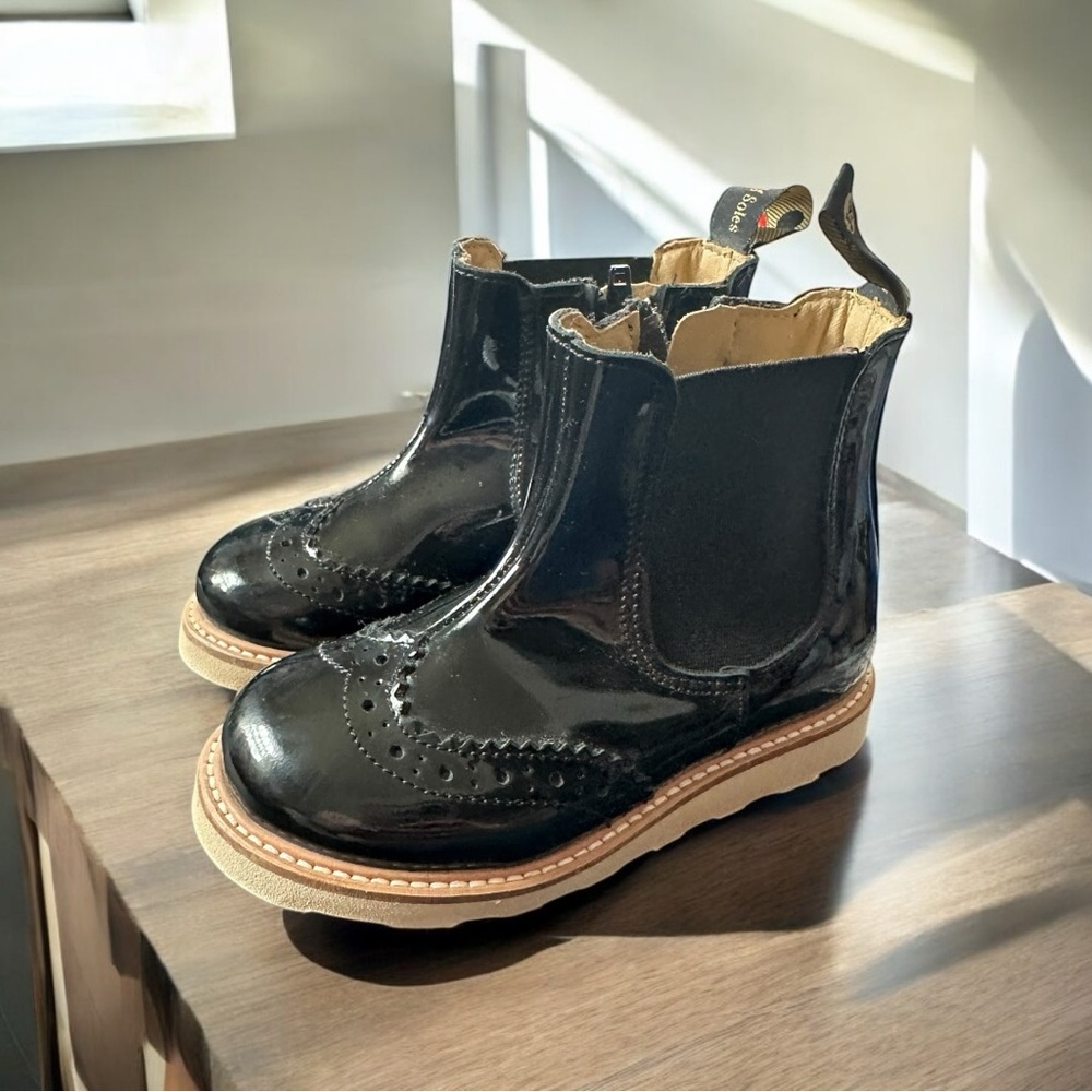Francis Black Patent Baby Chelsea Boot with Eva Sole